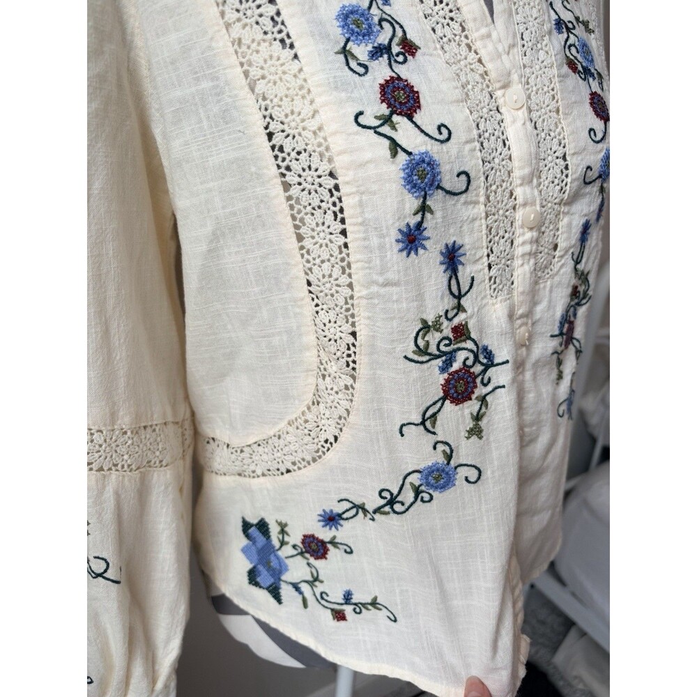 Jennifer & Grace Small Floral Embroidered Cotton Boho Blouse Crochet Lace Top - Picture 3 of 7